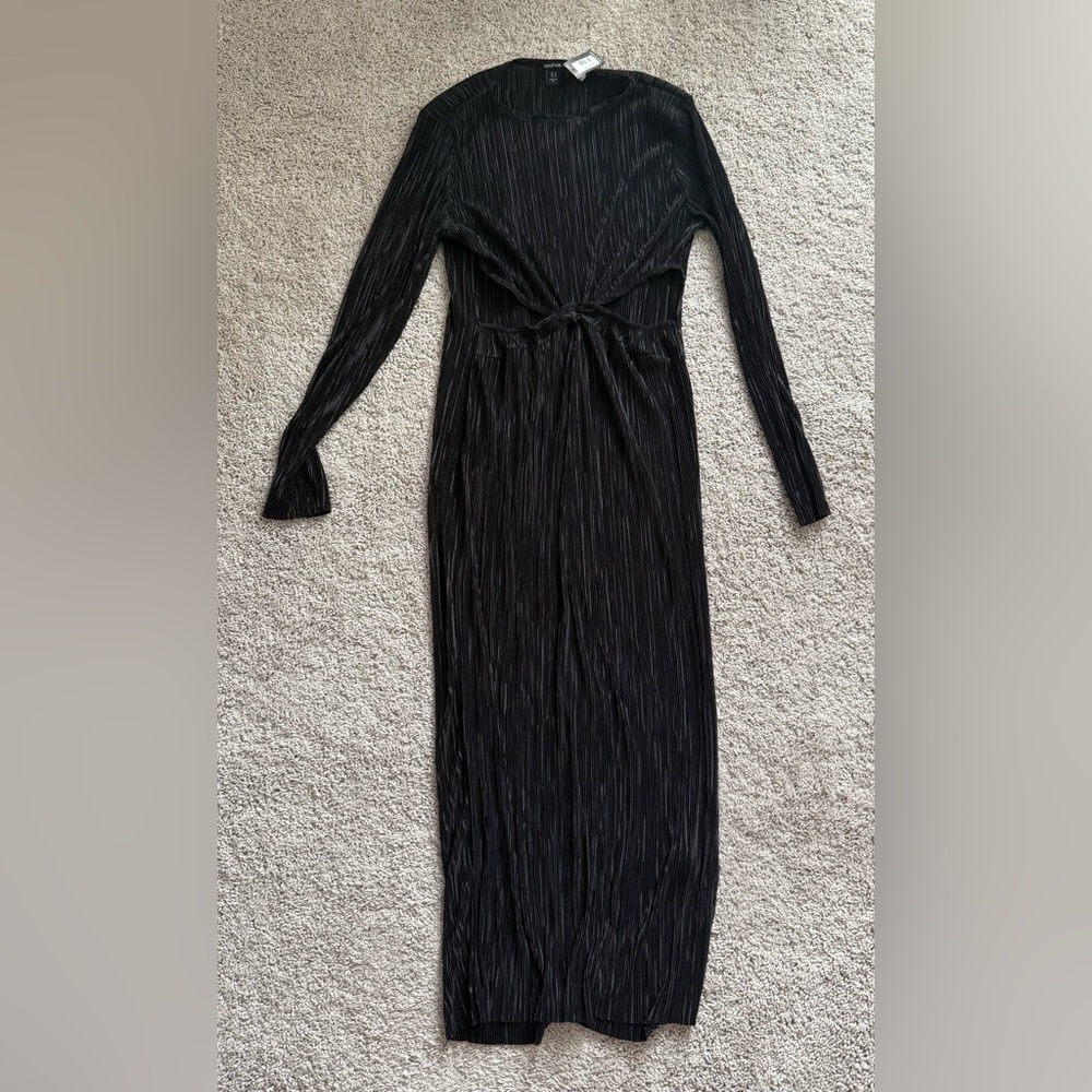 Boohoo Black Plisse Cut Out Bodycon Midmaxi Dress - Picture 5 of 7